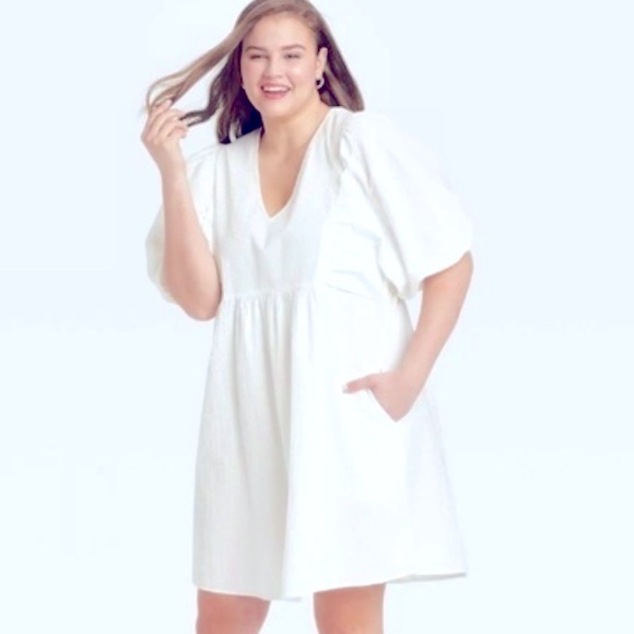 a new day Dresses & Skirts - New Day White Textured Short Puff Sleeve Dress sz. M